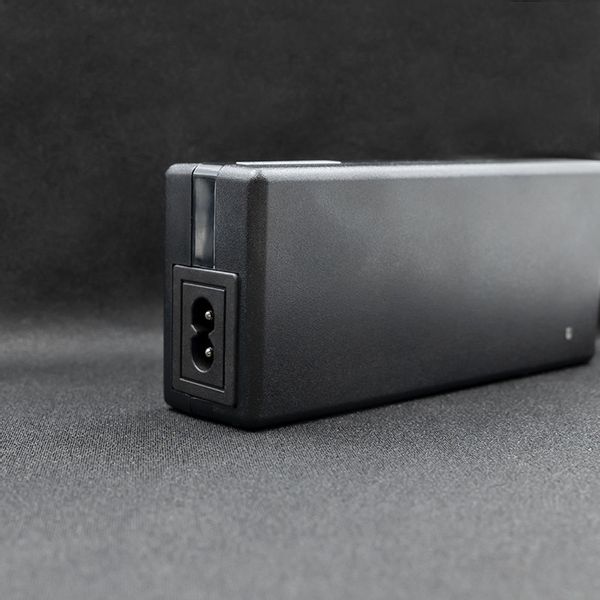 Qoltec Ładowarka do baterii roweru elektrycznego 36V 42V 2A 5.5*2.1 zdjęcie 6