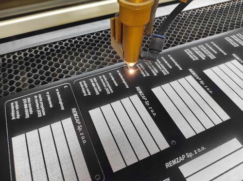 Tabliczka informacyjna Nie wchodzić do stacji prób grawer piktogram 20x6 cm na Arena.pl