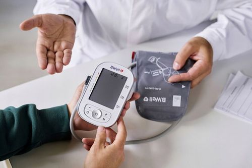 CIŚNIENIOMIERZ NARAMIENNY AUTOMATYCZNY B.WELL AFIB Migotanie Przedsionków na Arena.pl