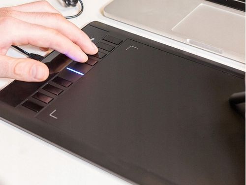 TABLET GRAFICZNY XP-Pen Star 03 + PIÓRKO 8192st 5080 LPI 25,4 x 15,2 cm na Arena.pl