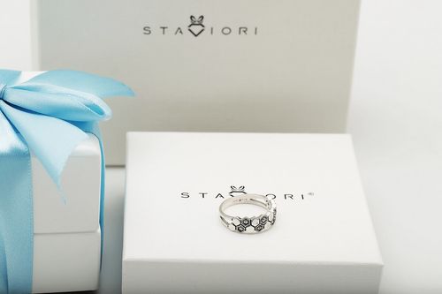 Srebrny pierścionek Staviori na Arena.pl