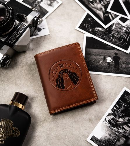 duży, skórzany portfel męski z wytłoczonym znakiem zodiaku - peterson na Arena.pl