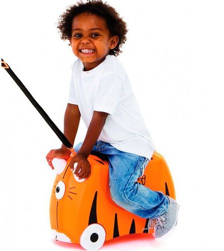 Jeździk walizka TRUNKI - jeżdżąca walizeczka 2w1 na Arena.pl