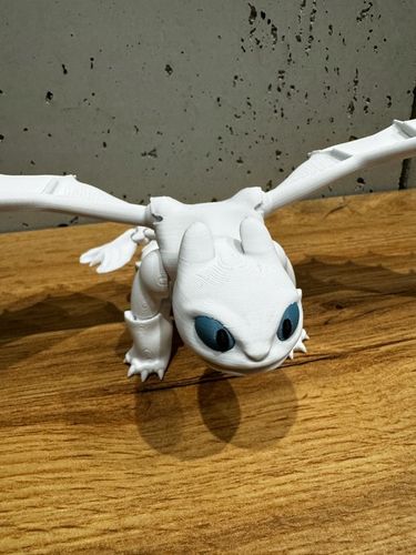 FLEXI Szczerbatek BIAŁA FURIA Toothless Jak wytresować Smoka - TIK TOK na Arena.pl