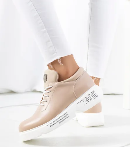Beżowe sneakersy Hollin 41 na Arena.pl