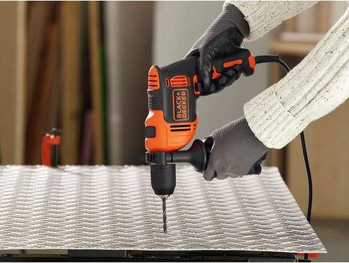 BLACK+DECKER WIERTARKA UDAROWA 710W BEH710 na Arena.pl