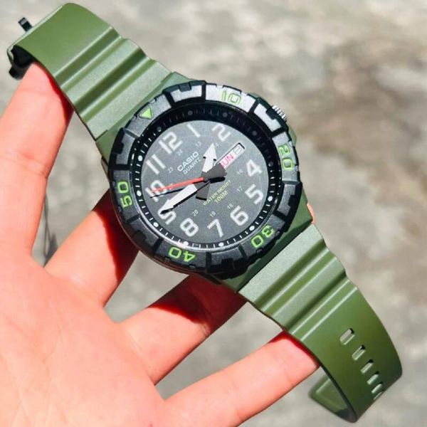 Zegarek Casio MRW-210H-3AV zdjęcie 5