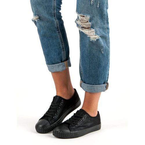 Czarne Trampki r.39 na Arena.pl