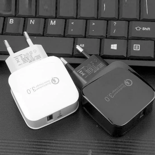 SZYBKA ŁADOWARKA CZARNY 3.0A 1xUSB PC12 na Arena.pl