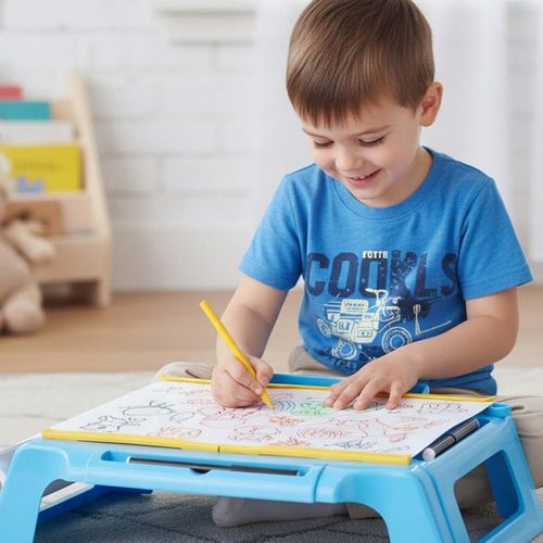 STOLIK RYSUNKOWY Z PROJEKCJĄ KOLORU NIEBIESKIEGO na Arena.pl