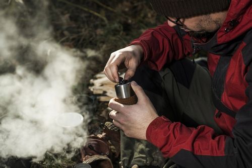 HELIKON TURYSTYCZNY MŁYNEK DO KAWY RĘCZNY 50gr pojemności CAMP podróżny na Arena.pl