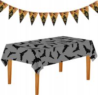 Obrus na Halloween w Nietoperze 220x130 cm z Chorągiewkami