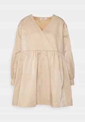 Sukienka Glamorous Petite 40 zdjęcie 1