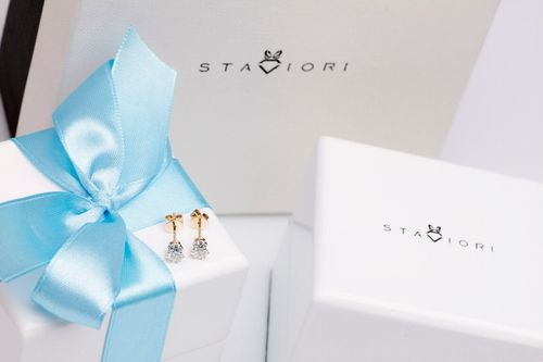 Złote kolczyki KXD2500 - Diament na Arena.pl