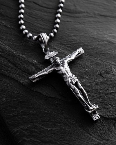 Srebrny krzyż CRUCIFIXION of JESUS CHRIST na Arena.pl