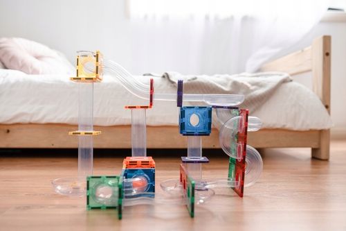 Connetix klocki magnetyczne Ball Run kulodrom 92 szt. + gratis na Arena.pl