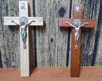 krzyż drewniany do zawieszenia  17cm   b