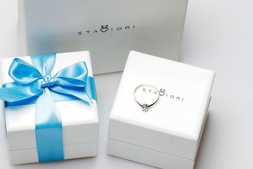 Złoty pierścionek PXD4837 - Diament na Arena.pl