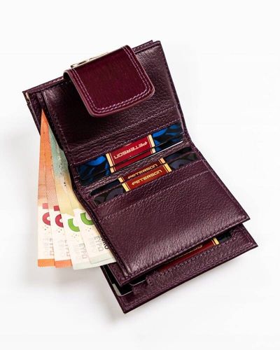 kompaktowy portfel damski z lakierowanej skóry naturalnej - peterson na Arena.pl