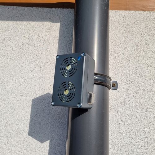 BATERYJNY ODSTRASZACZ GRYZONI KUN SZCZURÓW MYSZY NA BATERIE OB2 VIANO na Arena.pl