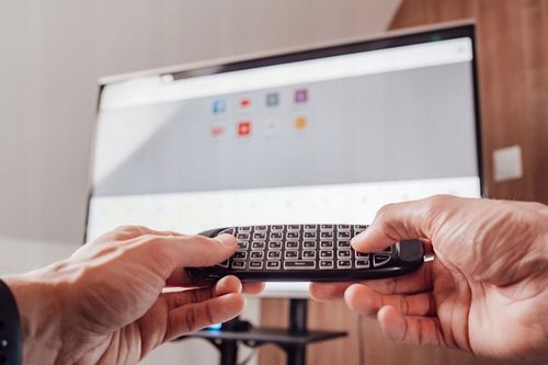 ANDROID BOX SMART TV ODTWARZACZ HDMI 4K WIFI USB PILOT PRZYSTAWKA BLUETOOTH na Arena.pl