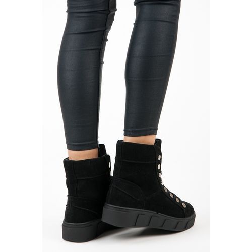 Wiązane botki na platformie r.39 na Arena.pl