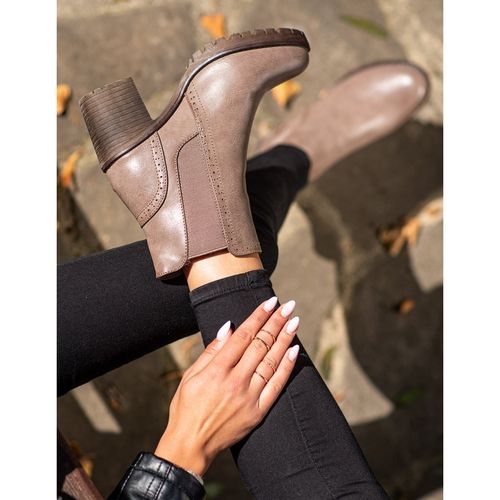 Wsuwane Botki Na Platformie r.36 na Arena.pl