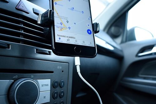 UCHWYT DO KRATKI NAWIEWU DO SLOTU CD NA TELEFON SMARTFON DO AUTA WEBSKI na Arena.pl