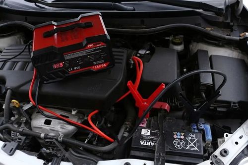 Ładowarka prostownik samochodowy do akumulatorów DC 12 A, 6V i 12V IP20 na Arena.pl