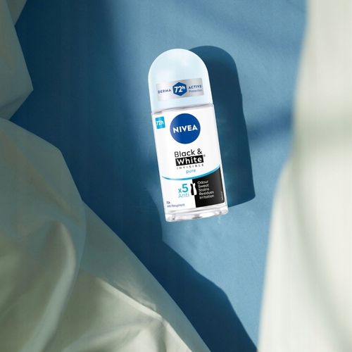 4 x NIVEA BLACK&WHITE INVISIBLE PURE ANTYPERSPIRANT ROLL ON 50 ML na Arena.pl