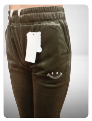 Spodnie welurowe z kieszeniami bawełna MODNE prążki DASIRE M zielone na Arena.pl