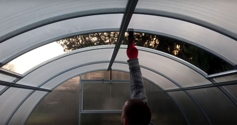 Emaga Okno dachowe 100x200cm rozsuwane do szklarni Primus zdjęcie 11