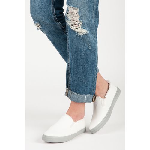 Białe Slipony r.40 na Arena.pl