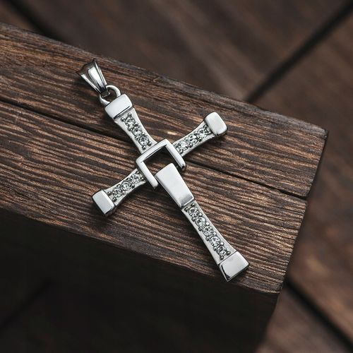 Naszyjnik krzyżyk Vin Diesel Toretto zawieszka stal chirurgiczna BLINGART na Arena.pl