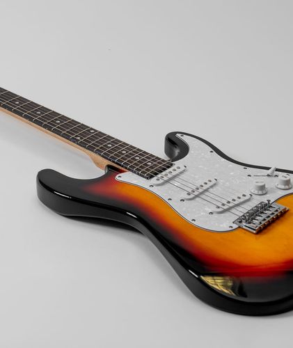 Gitara elektryczna Preston ST-10 VS Sunburst Combo 15W Pokrowiec ZESTAW na Arena.pl