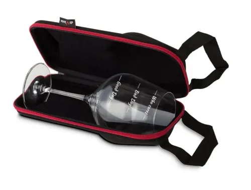 Duży Kieliszek na Całą Butelkę Wina 860ml z Napisami Who Cares + Etui na Arena.pl