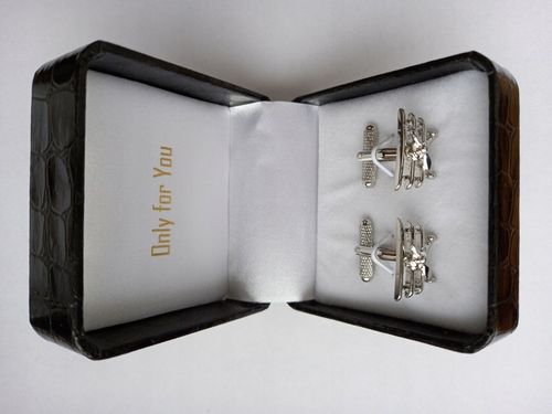 Srebrne spinki do mankietów Exciting z Perłą na Arena.pl