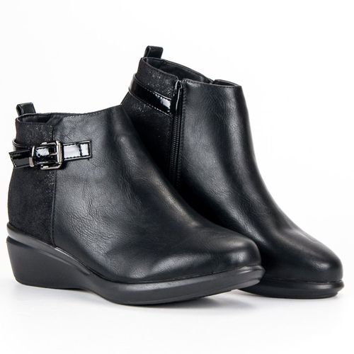 Czarne botki r.38 na Arena.pl