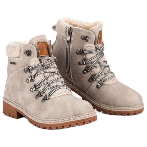 Traperki r.38 na Arena.pl