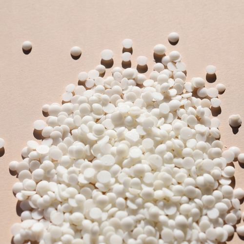 Wosk sojowy EcoSoya Melt do wosków i tart - 1 kg na Arena.pl