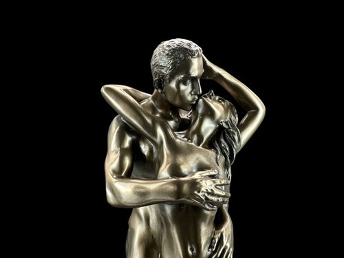 FIGURKA KOCHANKOWIE W OBJĘCIU - VERONESE (WU76717A1) na Arena.pl