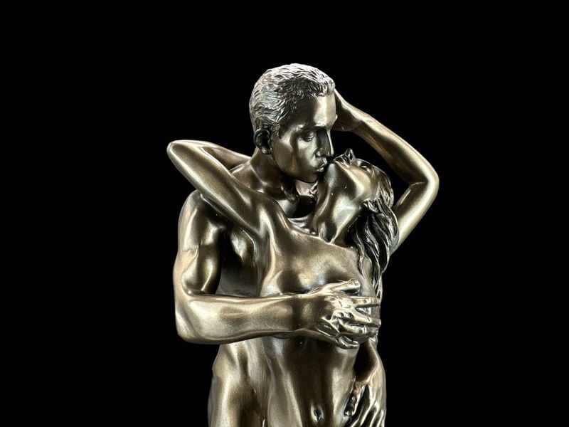 FIGURKA KOCHANKOWIE W OBJĘCIU - VERONESE (WU76717A1) zdjęcie 7