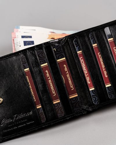 elegancki portfel męski na karty — peterson na Arena.pl