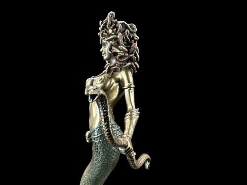 FIGURKA MEDUZA VERONESE (WU76209A4) na Arena.pl