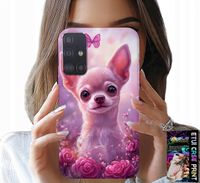 ETUI DO SAMSUNG GALAXY A51 - SŁODKA CHIHUAHUA NA RÓŻOWYM TLE KWIATAMI