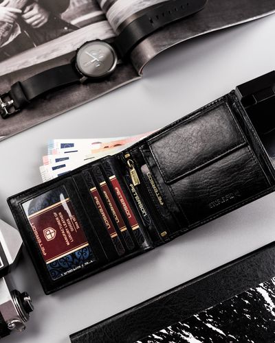 elegancki portfel męski na karty — peterson na Arena.pl