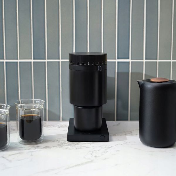 Młynek do kawy Fellow Opus Matte Black zdjęcie 3