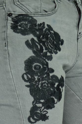 Primark Grafitowe Jeansy Hafty, Przetarcia - 34 / XS na Arena.pl