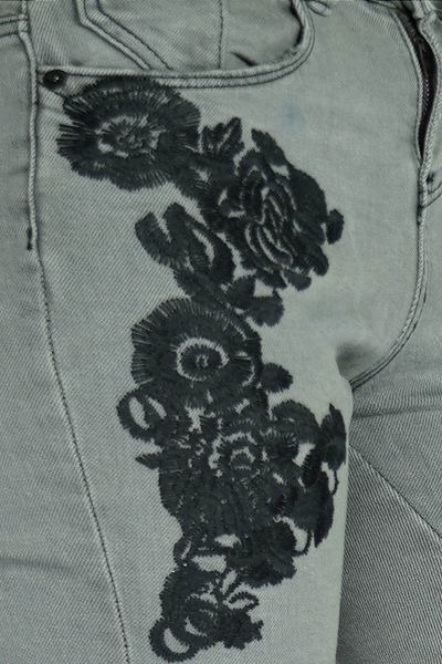 Primark Grafitowe Jeansy Hafty, Przetarcia - 34 / XS zdjęcie 5