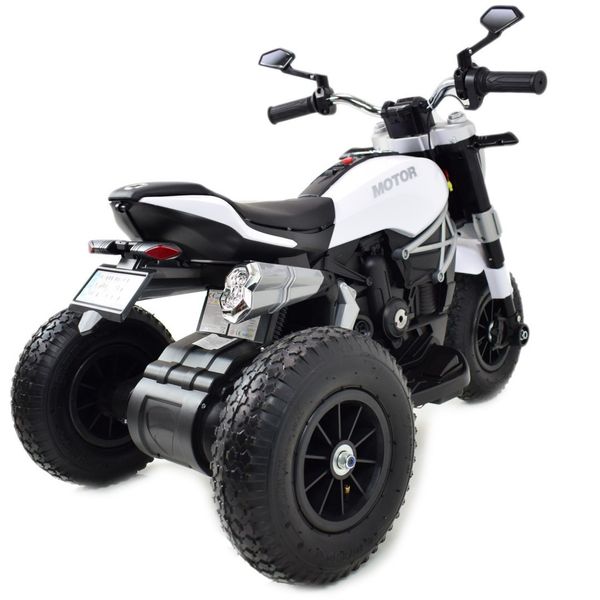 NAJNOWSZY WIELKI MOTOR , POMPOWANE KOŁA, PANEL, DŹWIĘKI, SKÓRA, STRONG2/1600 zdjęcie 12